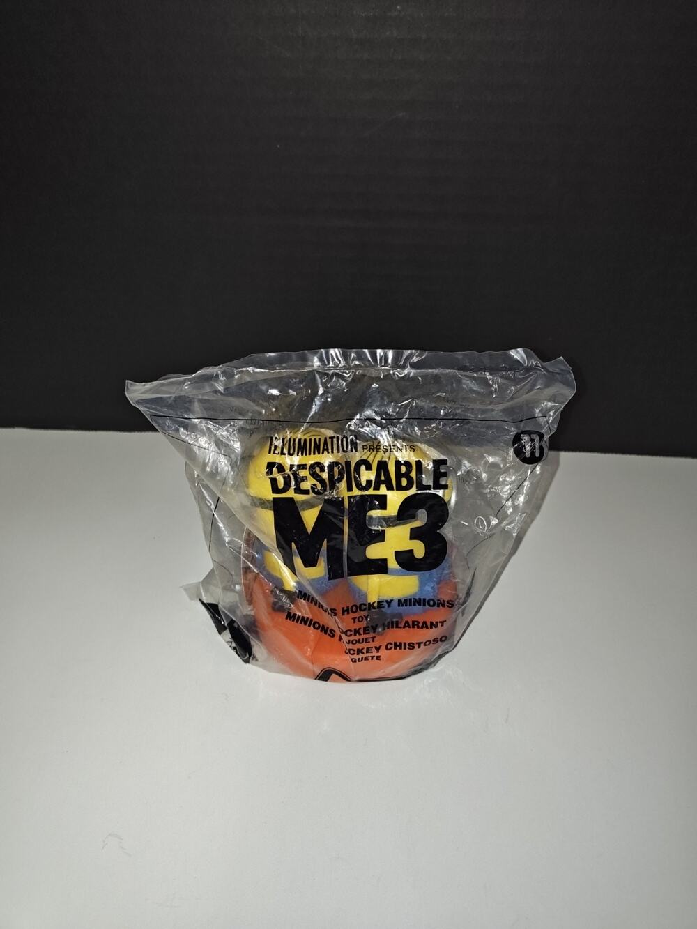 Despicable ME 3 Hilarious Hockey Minions # 11 (sealed) McDonald Toys 2017